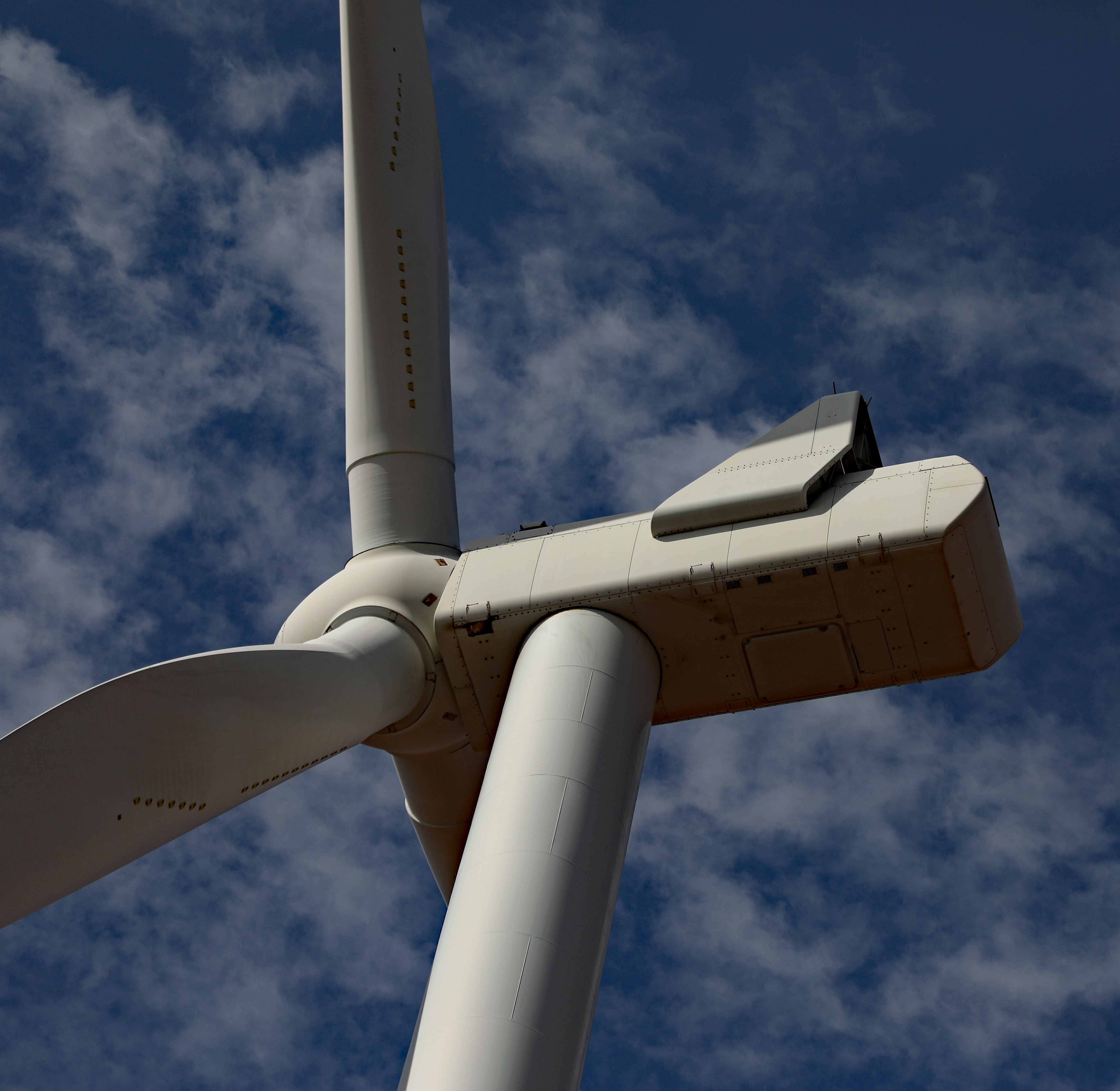 Lenscapes – Wind – Curacao Exposed